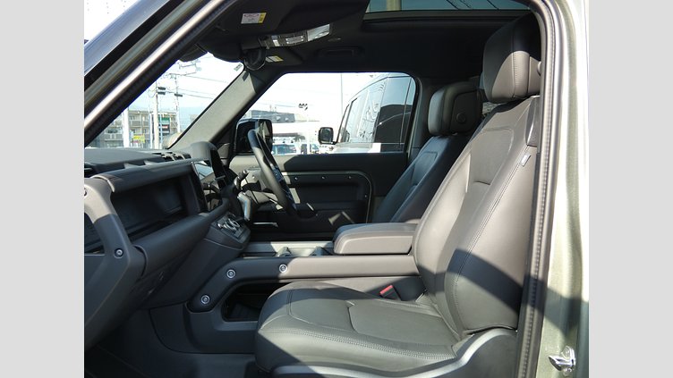 2024 認定中古車 Land Rover Defender 90 パンゲアグリーン D350 ディーゼルマイルドハイブリッド X-Dynamic HSE
