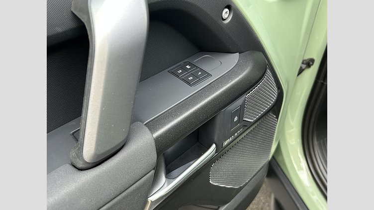 2023 認定中古車 Land Rover Defender 110 グラスミアグリーン D300 AWD（AT） 75TH LIMITED EDITION