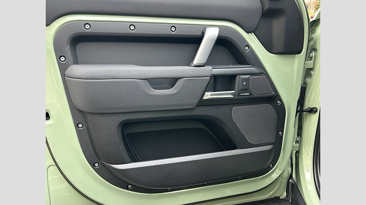 2023 認定中古車 Land Rover Defender 110 グラスミアグリーン D300 AWD（AT） 75TH LIMITED EDITION