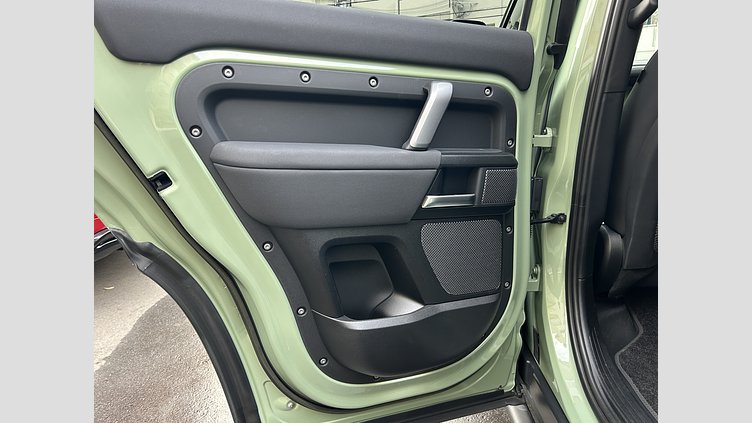 2023 認定中古車 Land Rover Defender 110 グラスミアグリーン D300 AWD（AT） 75TH LIMITED EDITION