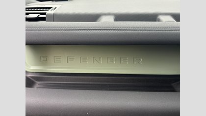 Defender 110 71