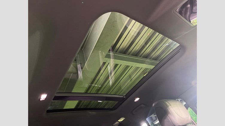 2023 認定中古車 Land Rover Defender 110 サントリーニブラック D300 AWD（AT） X-DYNAMIC HSE