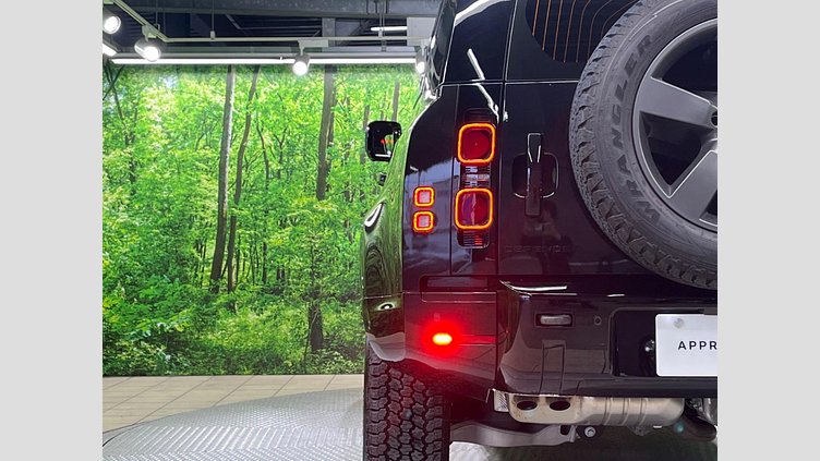 2023 認定中古車 Land Rover Defender 110 サントリーニブラック D300 AWD（AT） X-DYNAMIC HSE