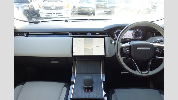 2024 認定中古車 Land Rover Range Rover Velar ハクバシルバー P400eプラグインハイブリッド（ガソリン） スタンダードホイールベース Dynamic SE