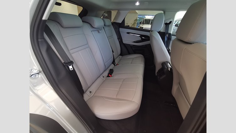 2024 認定中古車 Land Rover Range Rover Evoque ソウルパールシルバー D200マイルドハイブリッド（ディーゼル） Standard Wheelbase S