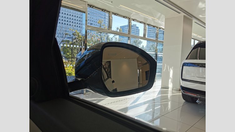 2024 認定中古車 Land Rover Range Rover Evoque ソウルパールシルバー D200マイルドハイブリッド（ディーゼル） Standard Wheelbase S