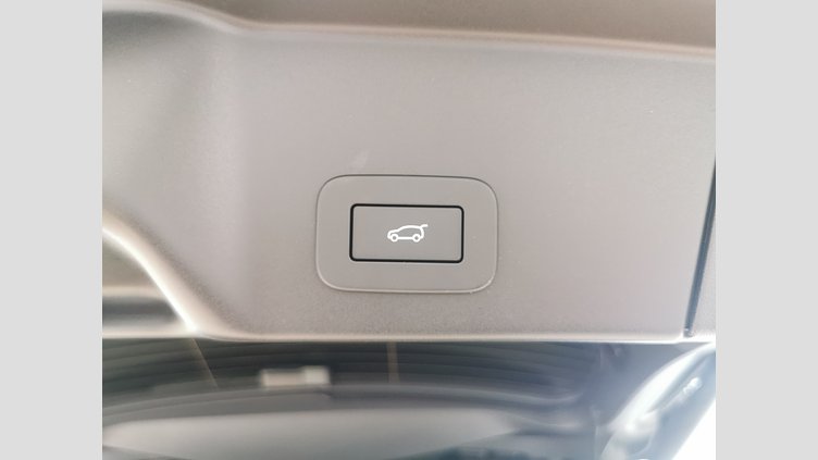 2024 認定中古車 Land Rover Range Rover Evoque ソウルパールシルバー D200マイルドハイブリッド（ディーゼル） Standard Wheelbase S