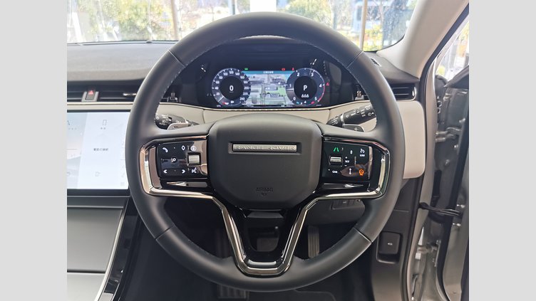 2024 認定中古車 Land Rover Range Rover Evoque ソウルパールシルバー D200マイルドハイブリッド（ディーゼル） Standard Wheelbase S