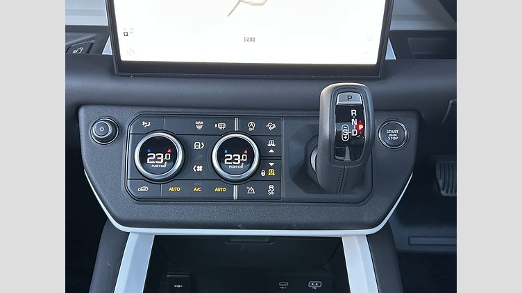 2025 認定中古車 Land Rover Defender 90 ゴンドワナストーン D350 ディーゼルマイルドハイブリッド X-Dynamic HSE