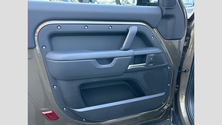 2025 認定中古車 Land Rover Defender 90 ゴンドワナストーン D350 ディーゼルマイルドハイブリッド X-Dynamic HSE