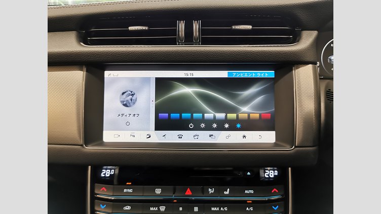 2017 認定中古車 Jaguar XF Corris Grey 2.0L プレステージ