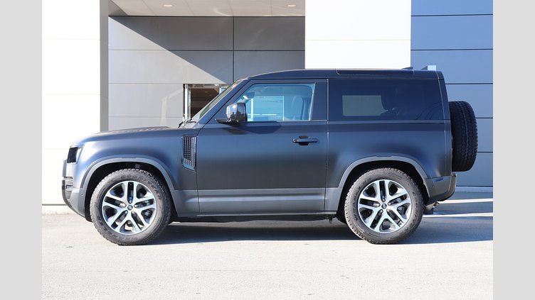 2023 認定中古車 Land Rover Defender 90 サントリーニブラック P300 AWD（AT） SE