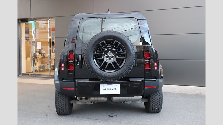 2023 認定中古車 Land Rover Defender 110 サントリーニブラック D300 AWD（AT） S