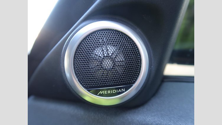 2020 認定中古車 Land Rover Range Rover Evoque サントリーニブラック P200 SE