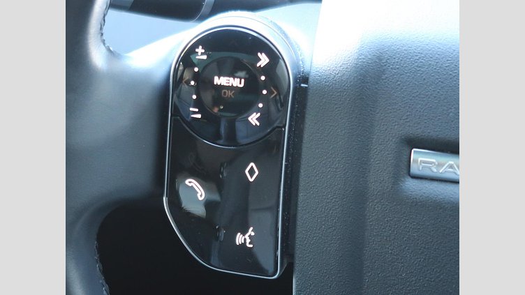 2020 認定中古車 Land Rover Range Rover Evoque サントリーニブラック P200 SE