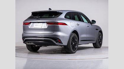 F-Pace 6