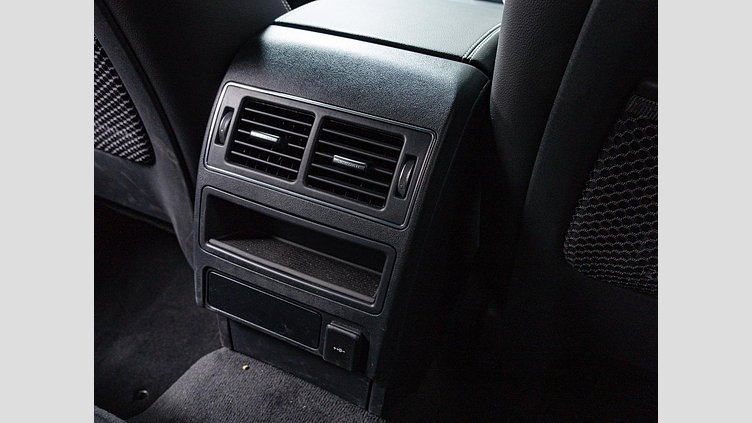 2023 認定中古車 Jaguar F-Pace アイガーグレイ D204 AWD（オートマチック）MHEV R-DYNAMIC SE