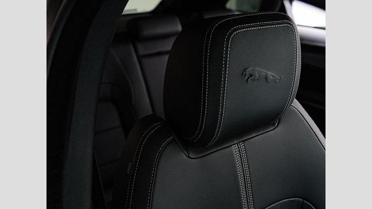 2023 認定中古車 Jaguar F-Pace アイガーグレイ D204 AWD（オートマチック）MHEV R-DYNAMIC SE