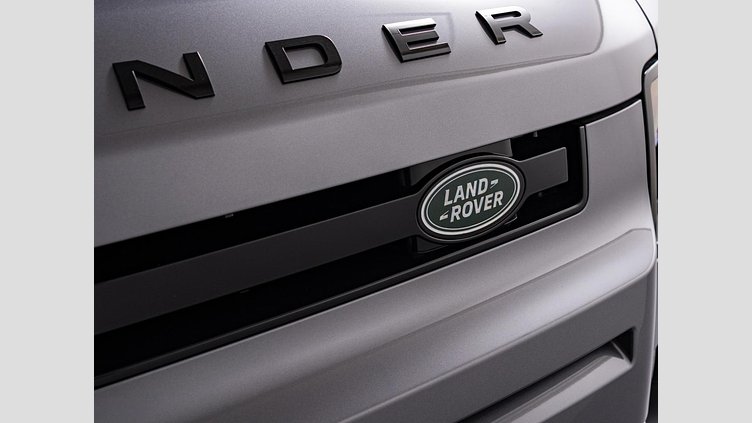 2024 認定中古車 Land Rover Defender 110 アイガーグレイ P300 AWD（AT） SE