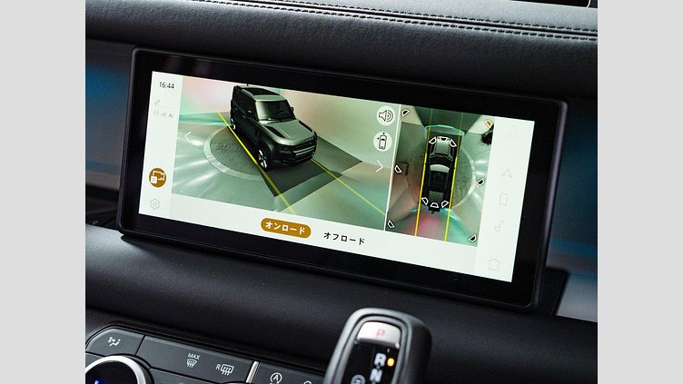 2024 認定中古車 Land Rover Defender 110 アイガーグレイ P300 AWD（AT） SE