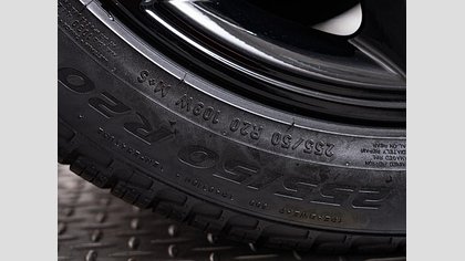 Range Rover Velar 48