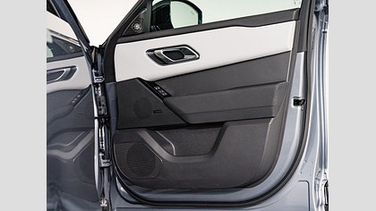 Range Rover Velar 38