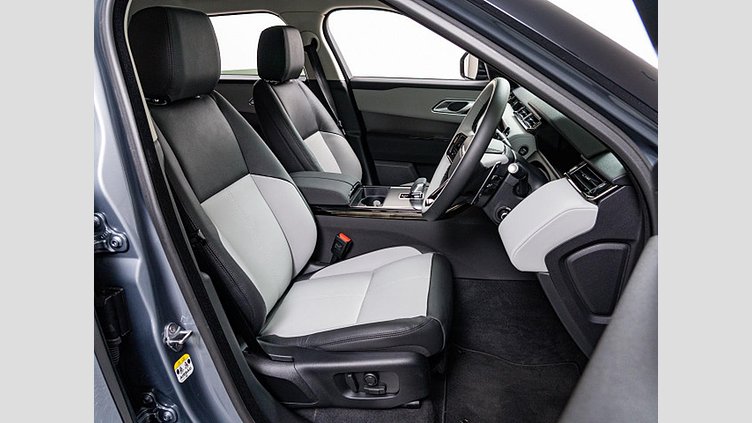 2024 認定中古車 Land Rover Range Rover Velar ザダルグレイ D200マイルドハイブリッド（ディーゼル） スタンダードホイールベース Dynamic SE