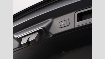 Range Rover Velar 25