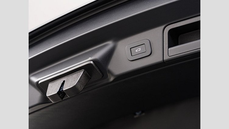 2024 認定中古車 Land Rover Range Rover Velar ザダルグレイ D200マイルドハイブリッド（ディーゼル） スタンダードホイールベース Dynamic SE