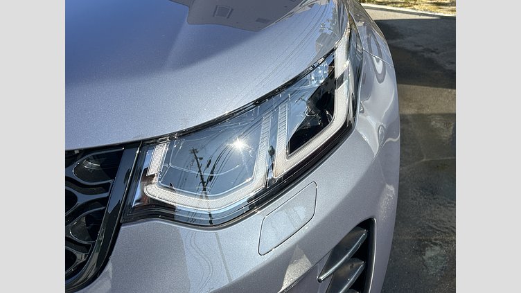 2024 認定中古車 Land Rover Discovery Sport ヴァレジネブルー D200マイルドハイブリッド（ディーゼル） 標準ホイール Dynamic SE