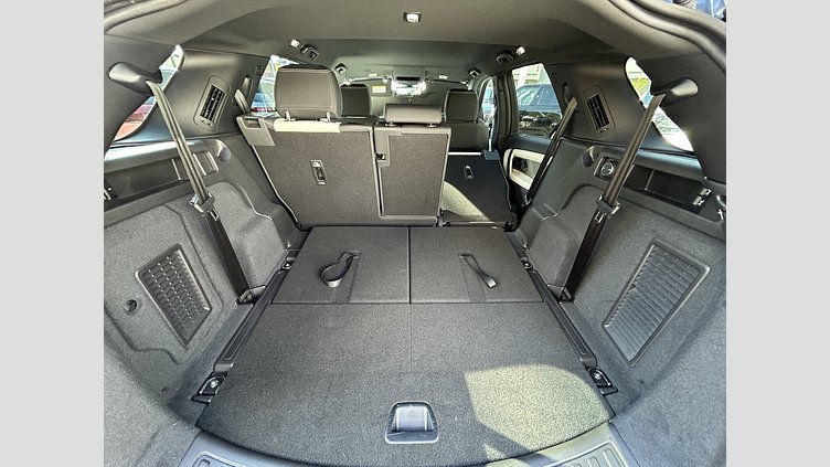 2024 認定中古車 Land Rover Discovery Sport ヴァレジネブルー D200マイルドハイブリッド（ディーゼル） 標準ホイール Dynamic SE