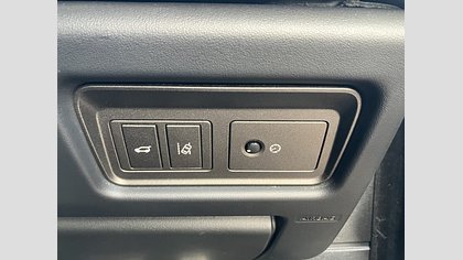 Range Rover Evoque 100