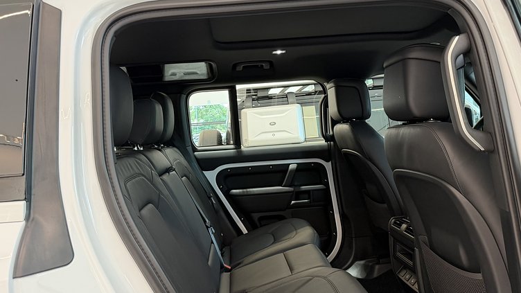 2025 新車 Land Rover Defender 110 (1AA) 富士山白 Fuji White D300  輕油電混合 X-Dynamic HSE