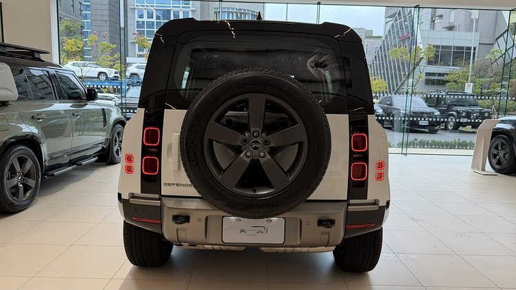 2025 新車 Land Rover Defender 110 (1AA) 富士山白 Fuji White D300  輕油電混合 X-Dynamic HSE