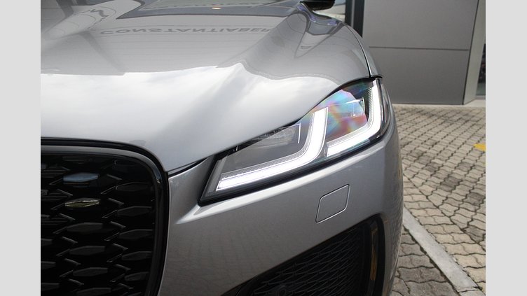 2025 Approved Jaguar F-Pace Eiger Grey AWD D300 AWD HSE R-DYNAMIC 