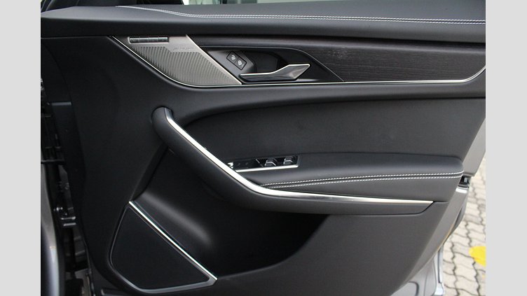 2025 Approved Jaguar F-Pace Eiger Grey AWD D300 AWD HSE R-DYNAMIC 