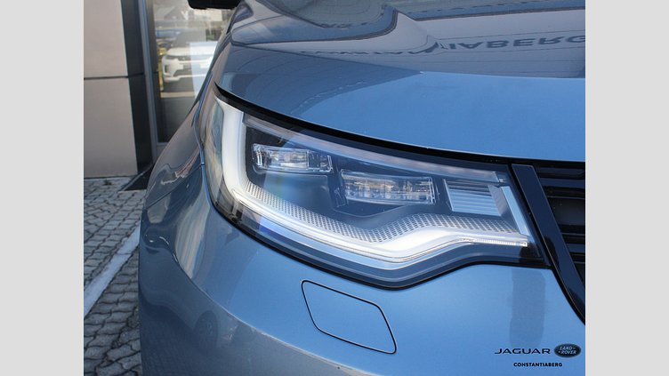 2023 Approved Land Rover Discovery Byron Blue AWD D300 HSE R-DYNAMIC 