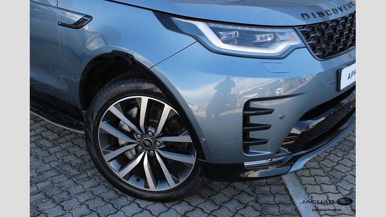 2023 Approved Land Rover Discovery Byron Blue AWD D300 HSE R-DYNAMIC 