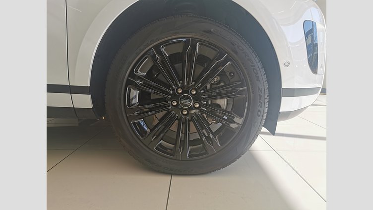 2024 認定中古車 Land Rover Range Rover Evoque オストゥーニパールホワイト D200マイルドハイブリッド（ディーゼル） スタンダードホイールベース S