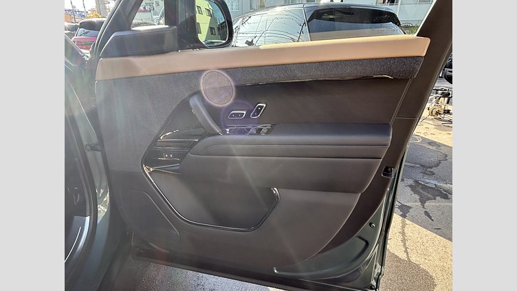 2024 認定中古車 Land Rover Range Rover Sport ジオラグリーン P550eプラグインハイブリッド（ガソリン） スタンダードホイールベース Autobiography