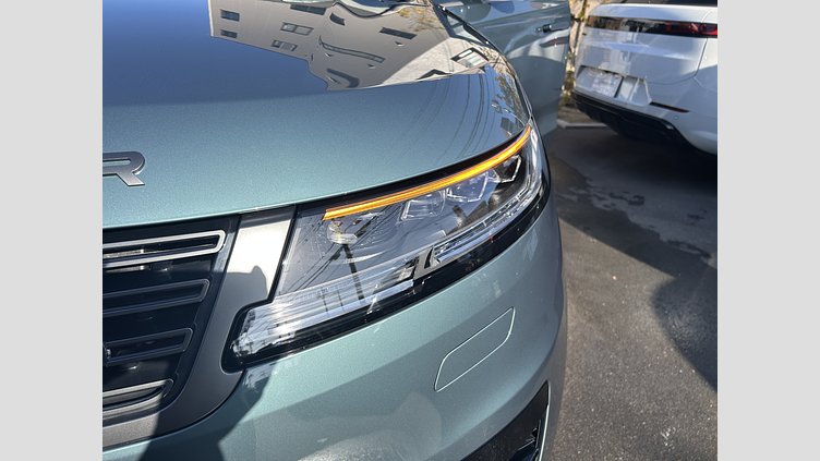 2024 認定中古車 Land Rover Range Rover Sport ジオラグリーン P550eプラグインハイブリッド（ガソリン） スタンダードホイールベース Autobiography