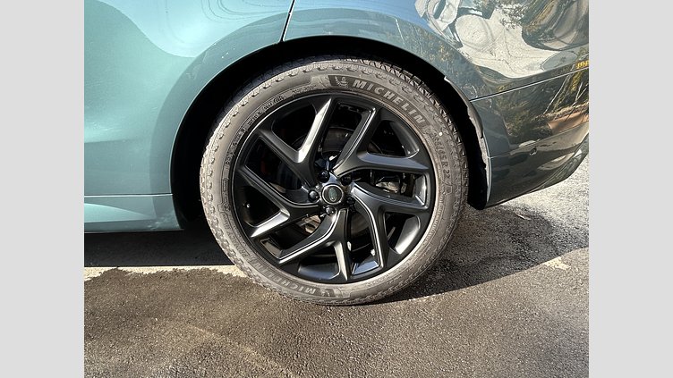 2024 認定中古車 Land Rover Range Rover Sport ジオラグリーン P550eプラグインハイブリッド（ガソリン） スタンダードホイールベース Autobiography