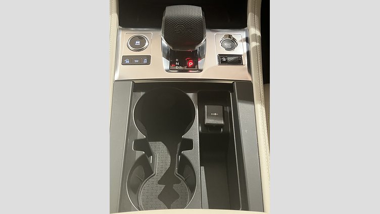 2023 認定中古車 Jaguar F-Pace ウルトラブルー P550 AWD（オートマチック） SVR