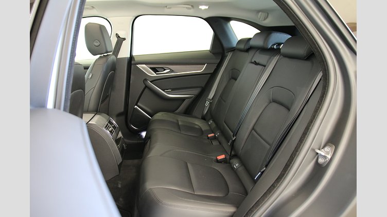 2024 認定中古車 Jaguar F-Pace ハクバシルバー D204 AWD（オートマチック）MHEV S