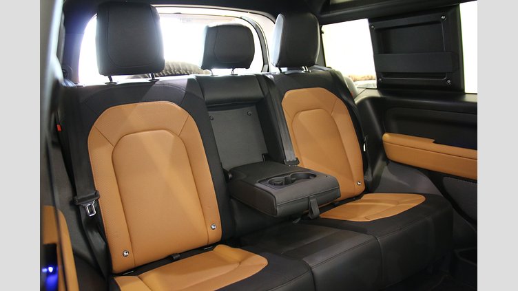 2024 認定中古車 Land Rover Defender 90 カルパチアングレイ D300 AWD（AT） X-DYNAMIC HSE