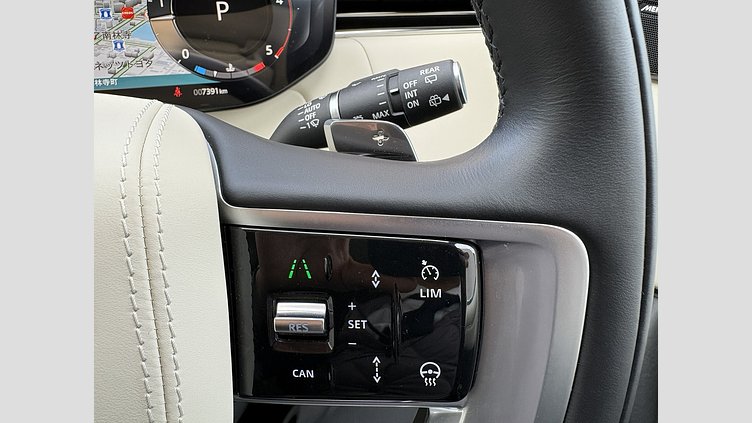 2024 認定中古車 Land Rover Range Rover オストゥーニパールホワイト D300 AWD MHEV（AT） スタンダードホイールベース SE