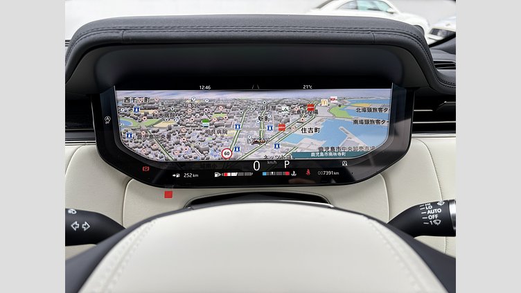 2024 認定中古車 Land Rover Range Rover オストゥーニパールホワイト D300 AWD MHEV（AT） スタンダードホイールベース SE