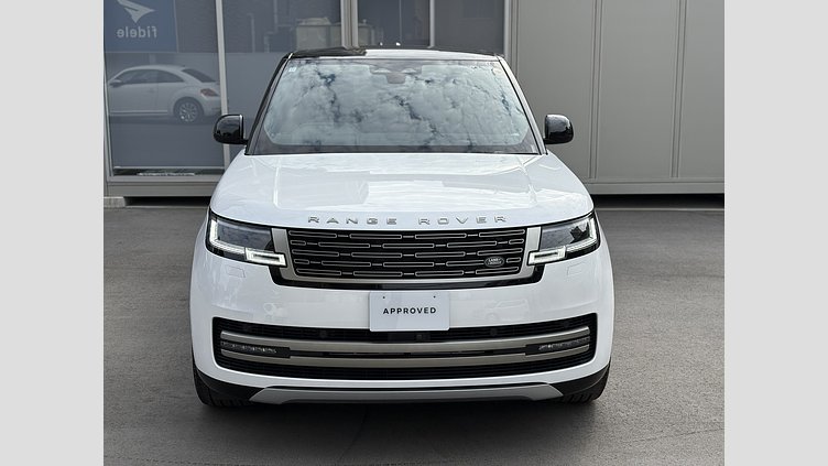2024 認定中古車 Land Rover Range Rover オストゥーニパールホワイト D300 AWD MHEV（AT） スタンダードホイールベース SE
