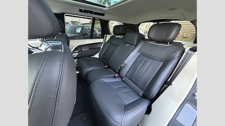 2024 認定中古車 Land Rover Range Rover カルパチアングレイ D300 AWD MHEV（AT） スタンダードホイールベース Autobiography