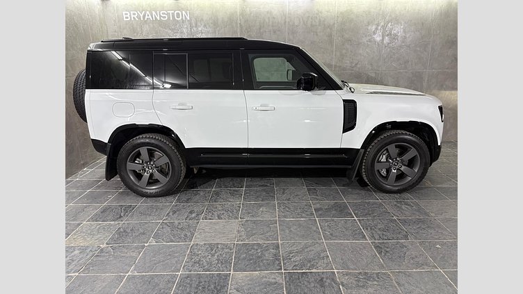 2025 Approved Land Rover Defender 110 Fuji White TBA 110 D350 HSE X-Dynamic